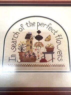 Heart In Hand Needleart Garden Party Cross Stitch Pattern 6x6 Inches